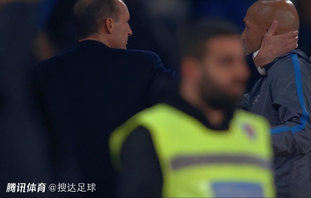 不靠谱的;临时奶爸屠四谷在胡巴面前尽显狼狈，初遇胡巴便遇乌龙，将小妖王误认为笨笨的私生子，引得小胡巴掐腰叉腿摆出一副傲娇模样